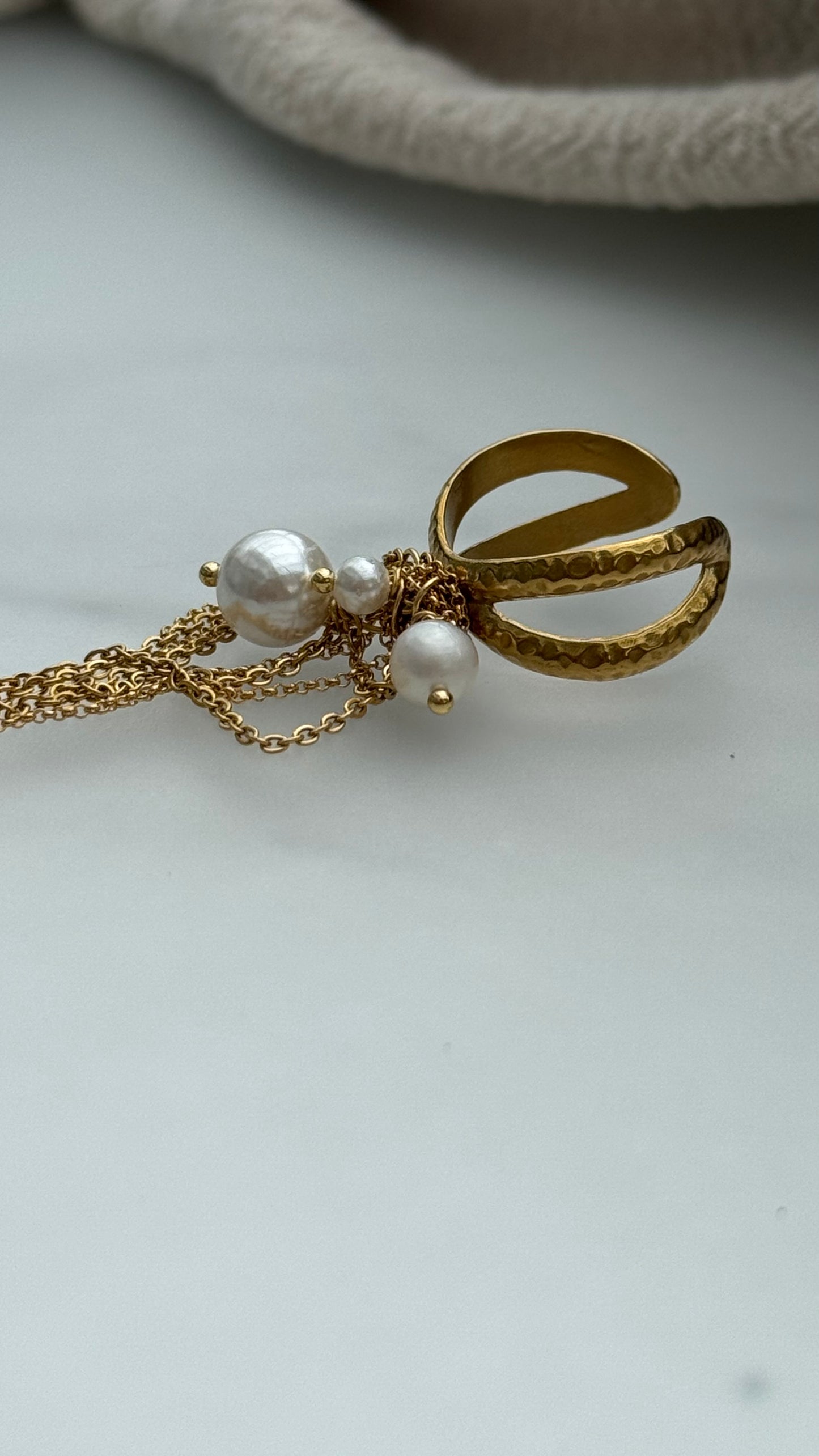 Ring mit Perlen