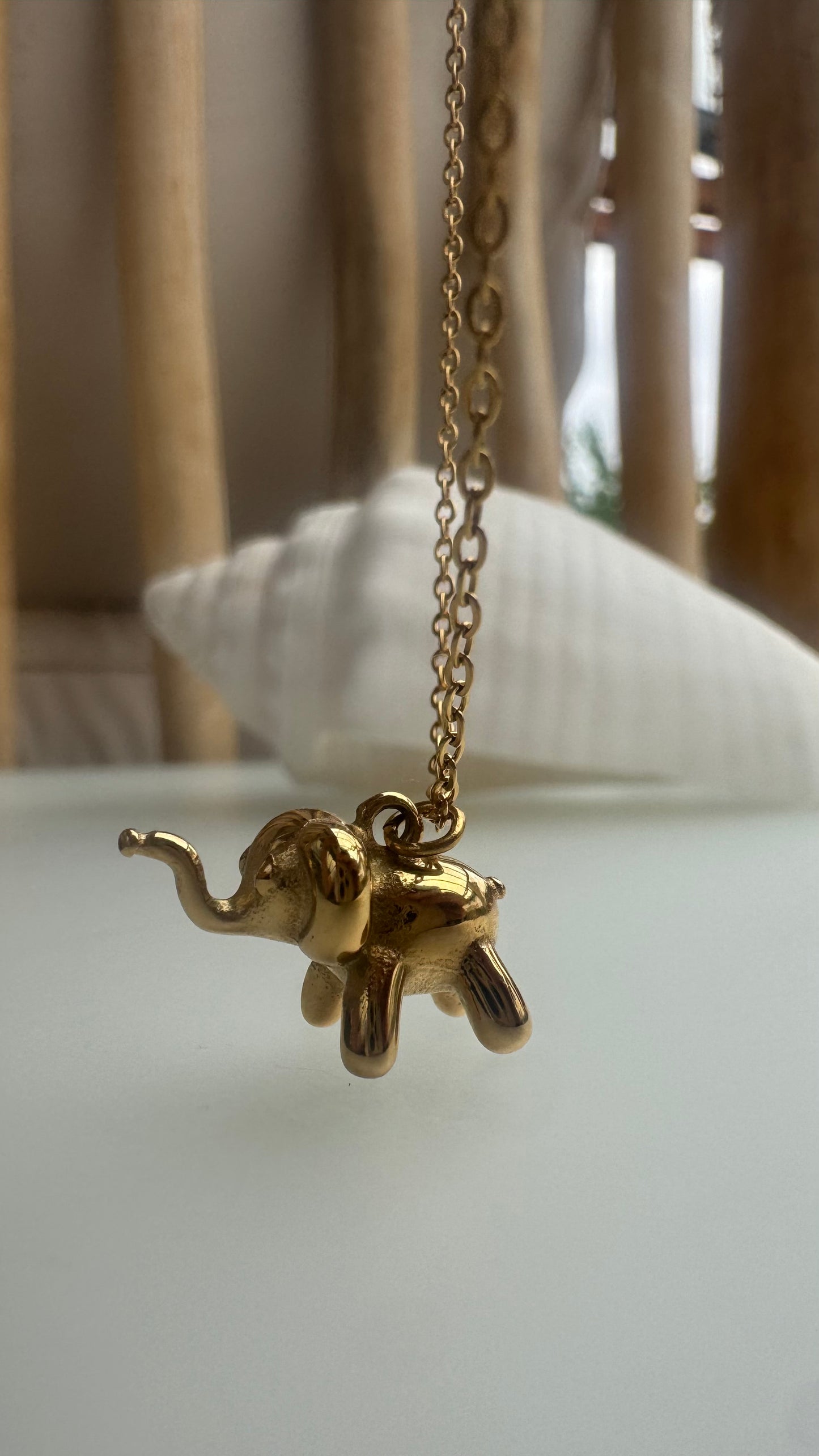 3D Glücks Elefant Anhänger mit Kette | 18 Karat vergoldet | 316 Edelstahl | wasserfest & nickelfrei